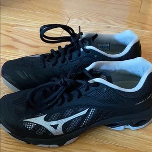 Mizuno Women’s Volleyball Shoes
